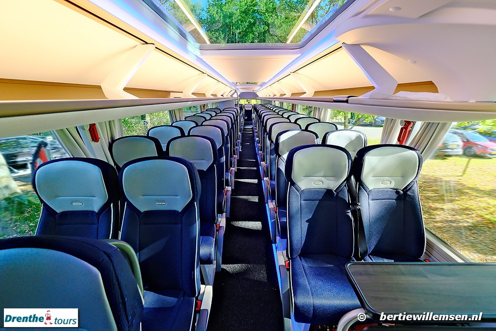 Dubbeldekker touringcar huren