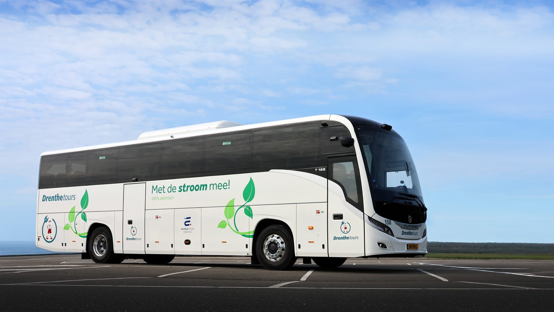 Elektrische Touringcar 48-personen