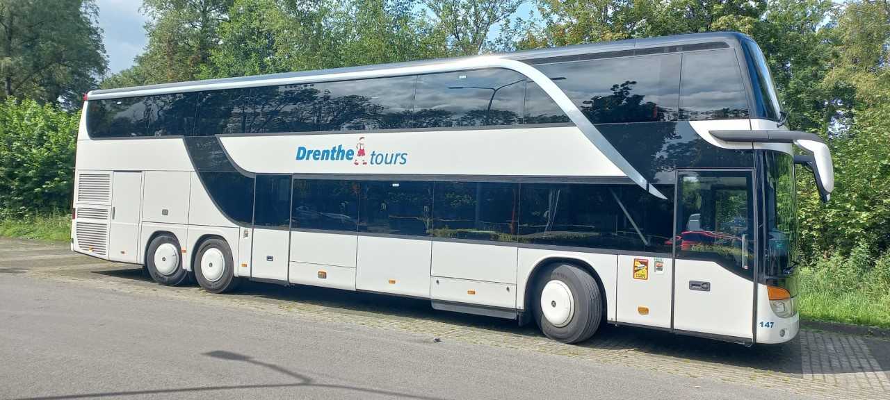 Dubbeldekker touringcar huren