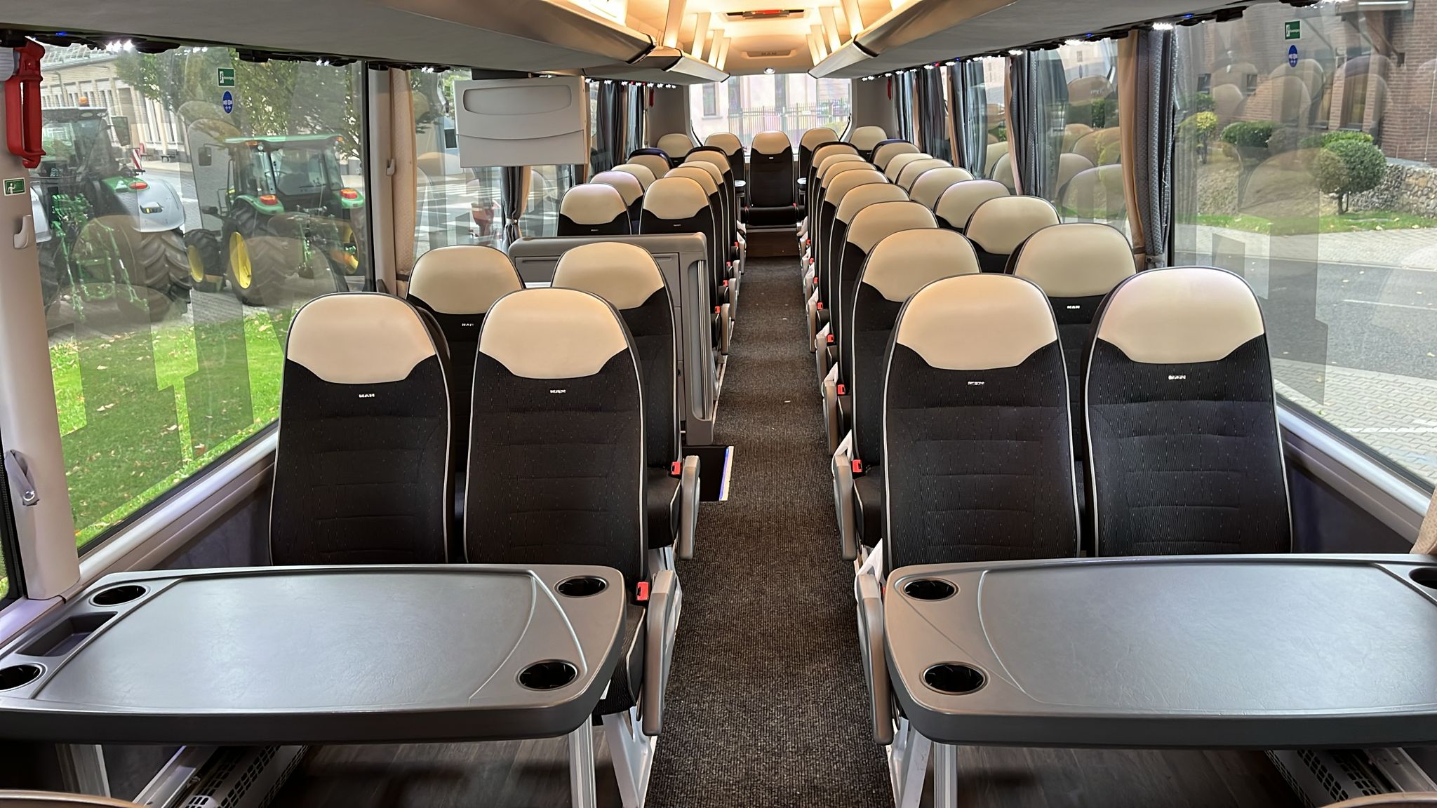Spelersbus FC Emmen huren