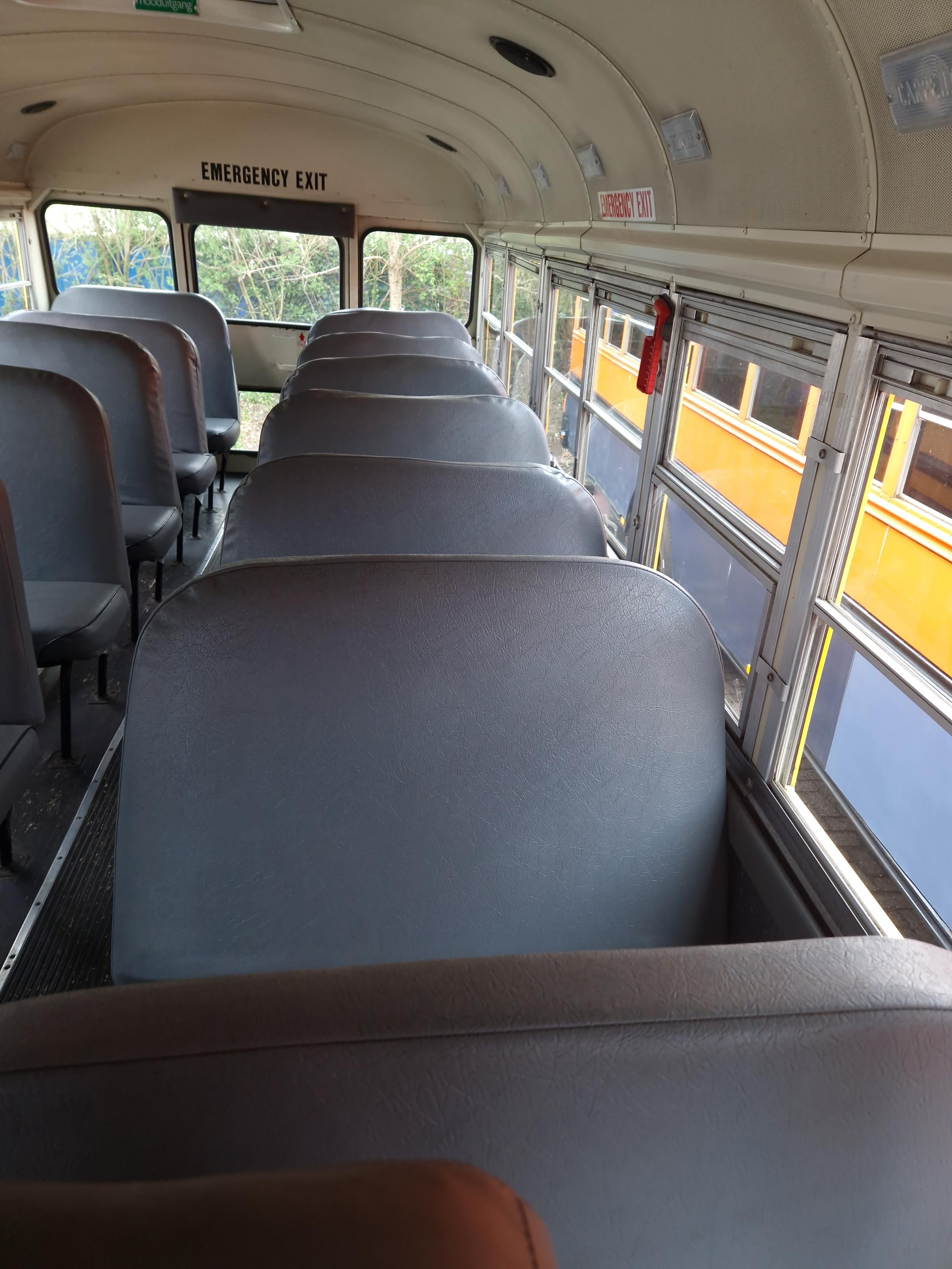 Amerikaanse schoolbus huren