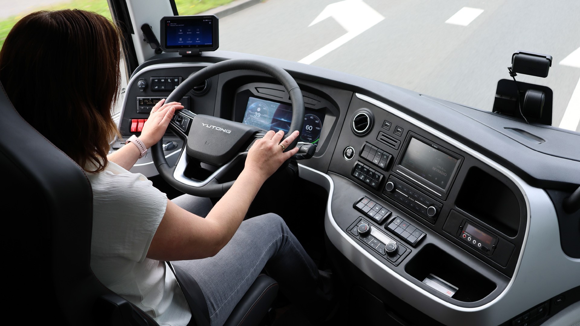 Elektrische Touringcar 48-personen